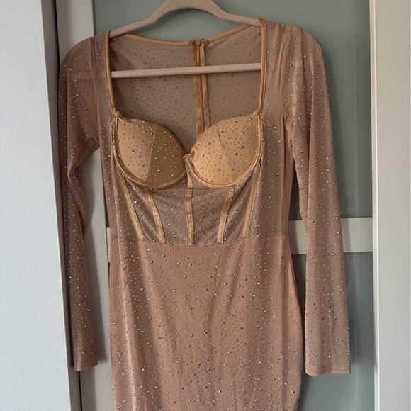 Bella Barnett Nude Corset Bodycon Dres - Picture 2 of 6
